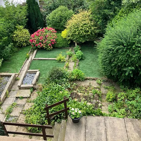 2 Bed House With Office In Historic Richmond Holiday home *