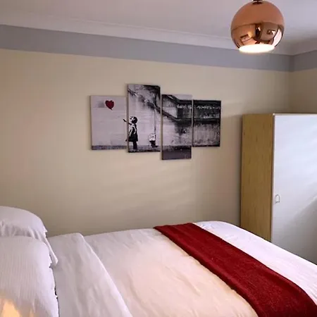 2 Bed House With Office In Historic Richmond * Richmond (North Yorkshire)